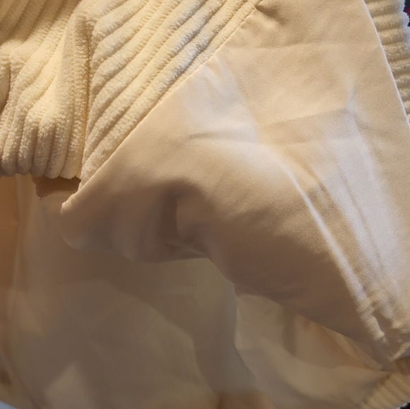 Evereve Cream Corduroy Button Vest Size Large - Picture 7 of 7